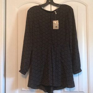 Harlyn shorts romper with keyhole front XS